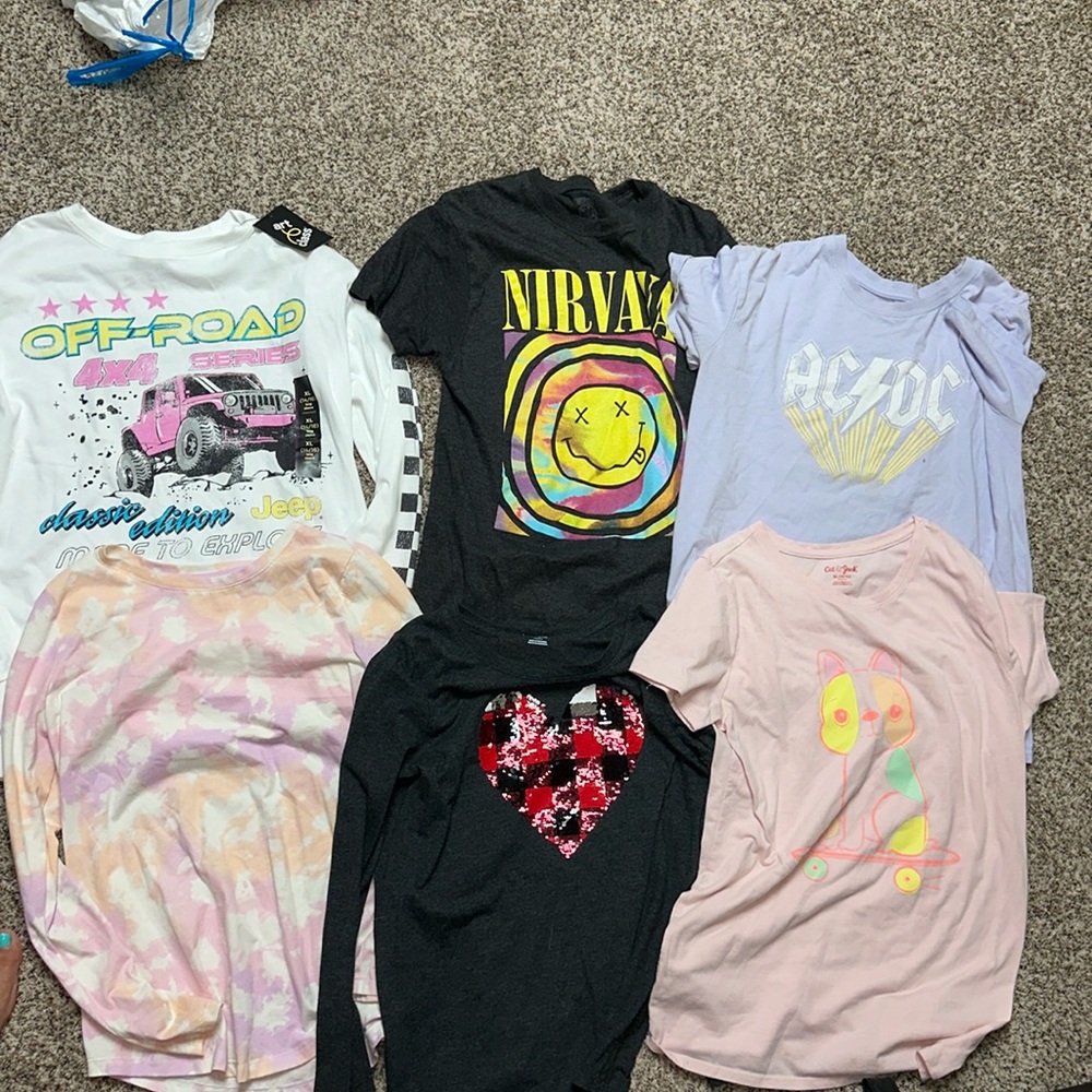 Lot of 7 girls shirts
